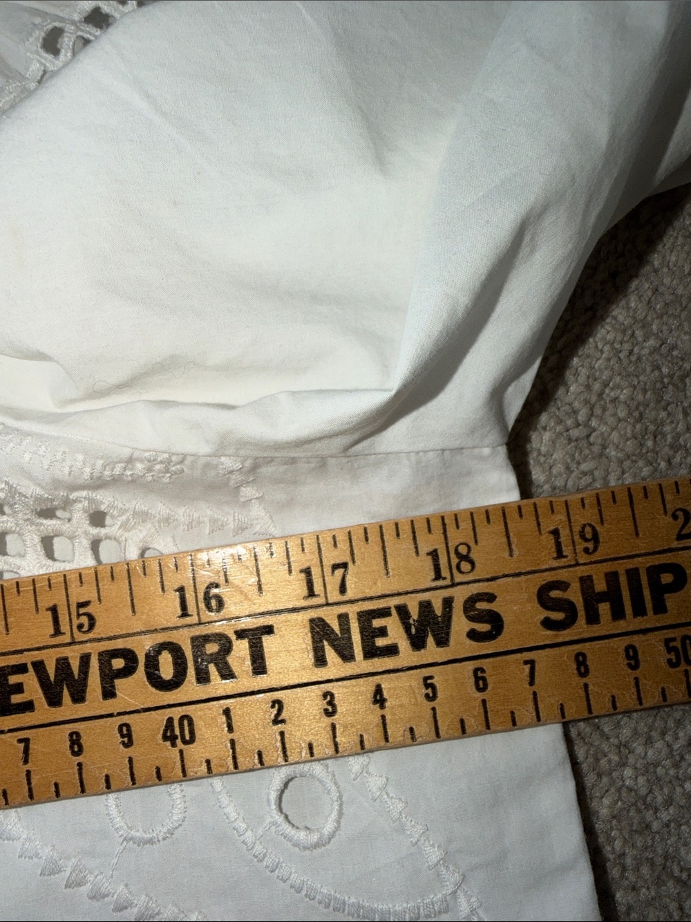VERONICA BEARD White Lilah Eyelet Button Down Top Size 2 - Picture 10 of 10
